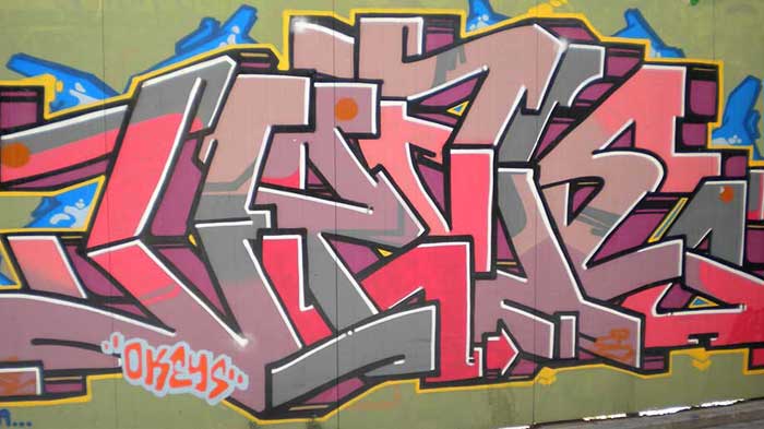 Semi-Wildstyle Graffiti in Valencia